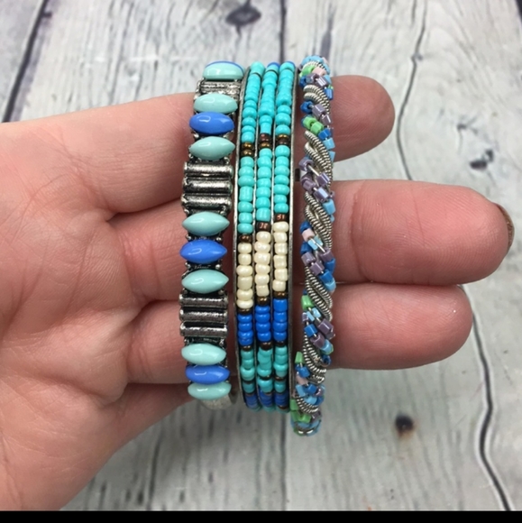 Bundle of 3 Southwestern  Beaded Bangle Bracelets - Picture 3 of 13
